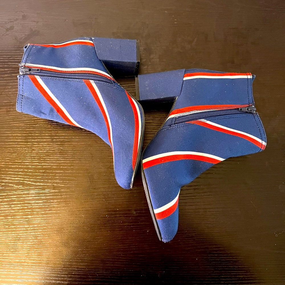 JustFab red white and blue ankle boot